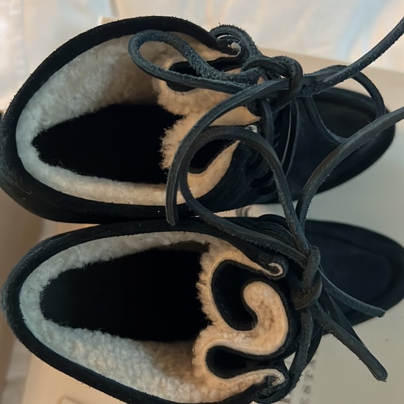 NEW BURBERRY PRORSUM Black suede leather laceup shearling heel booties EU 40 - Picture 13 of 16